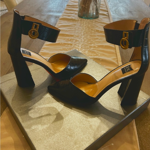 ZAC Zac Posen Black Ankle Strap Heels - Picture 2 of 4
